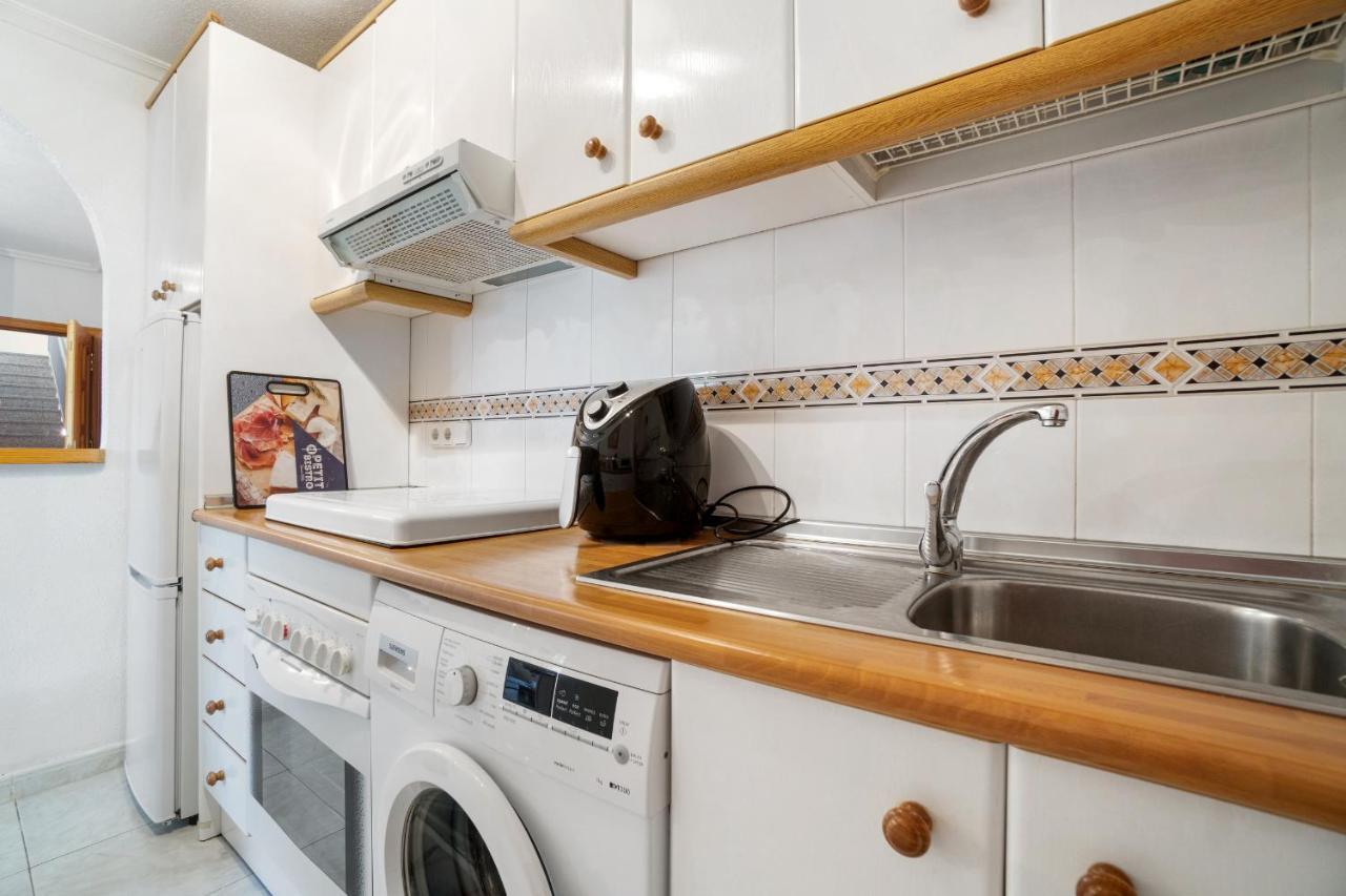 He Doris Apartment Playa Flamenca Bagian luar foto